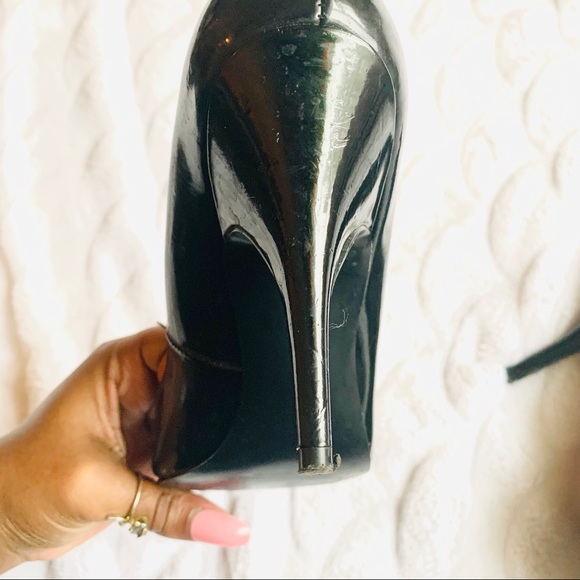 💎5/$25💎 Guess Retro Pointed Heels - Picture 6 of 8